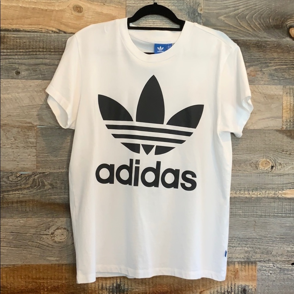 Adidas Women’s oversized Tee